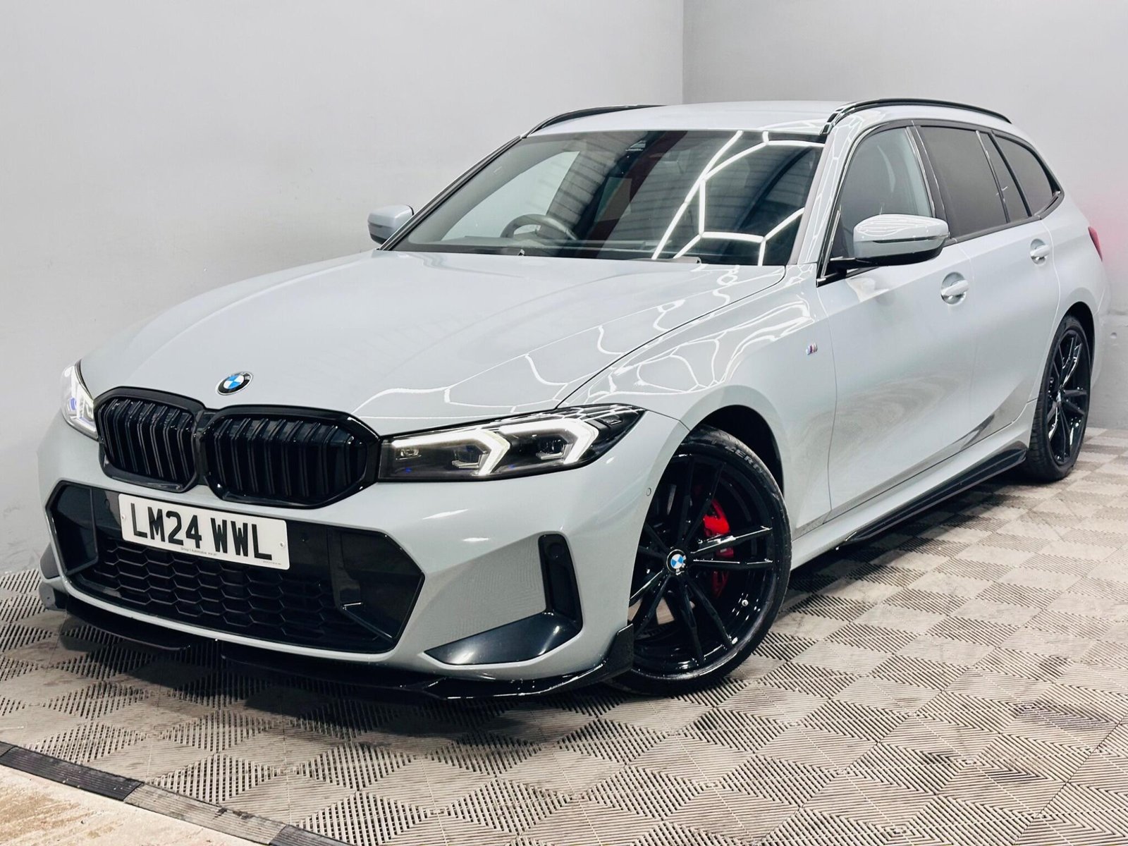 White BMW 3 Series Touring
