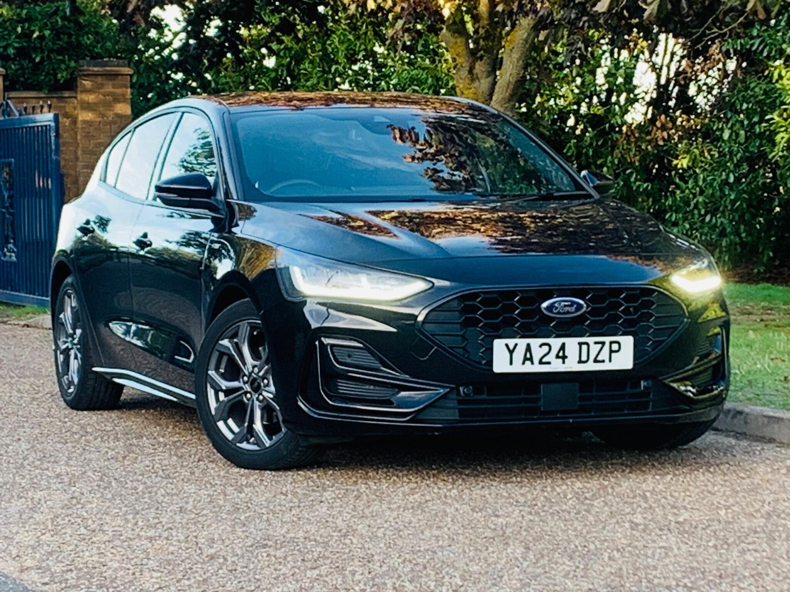Black 2024 Ford Focus ST-Line